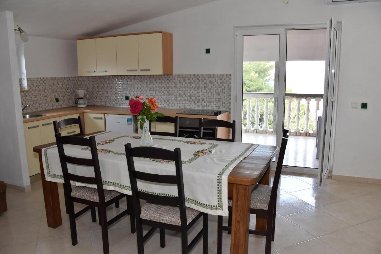 Apartamento Beachfront - Vali *