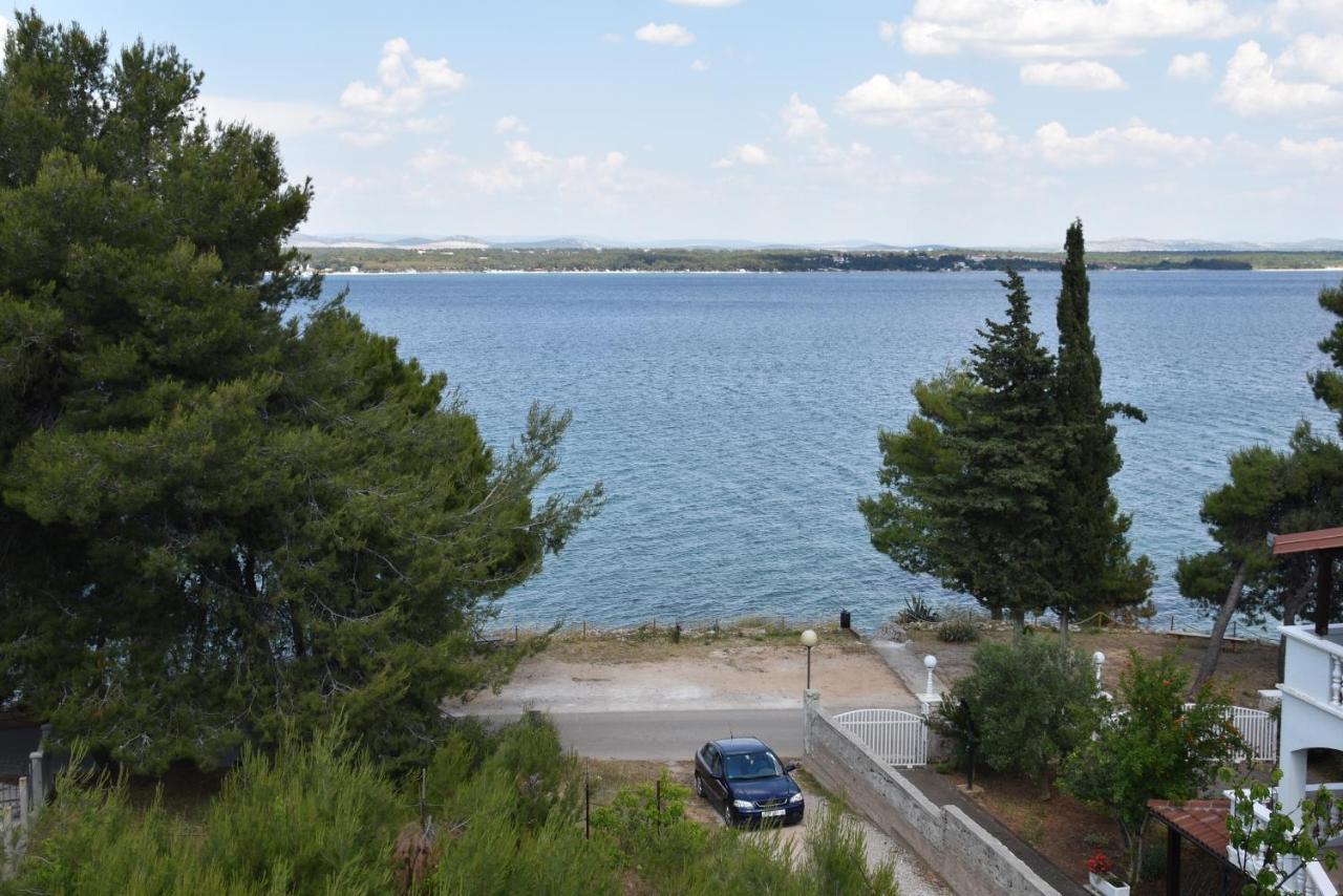 Apartamento Beachfront - Vali